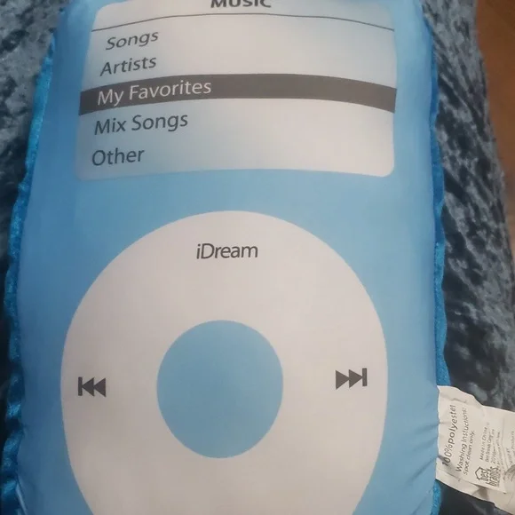 BNIB i-pod musical pillow with built-in speaker and auxiliary cord. - Picture 6 of 7